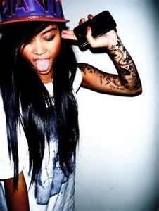 snapbacks and tatoos